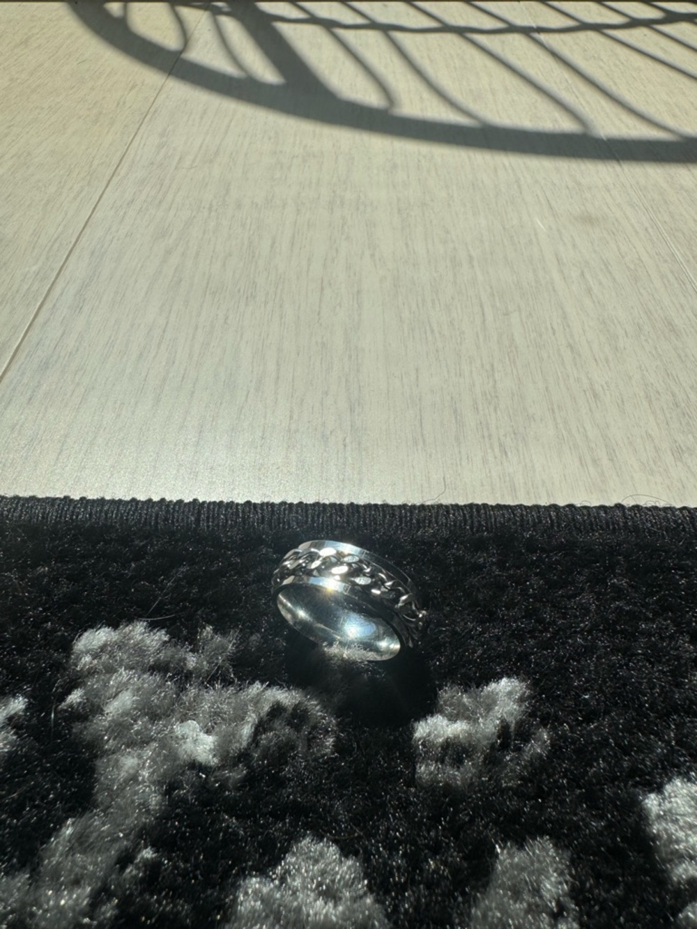 Silver Chain-Detail Band Ring - 10